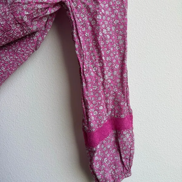 American Eagle Peasant Boho Shirt Cottage Pink Floral 100% Cotton Size Medium - Image 4