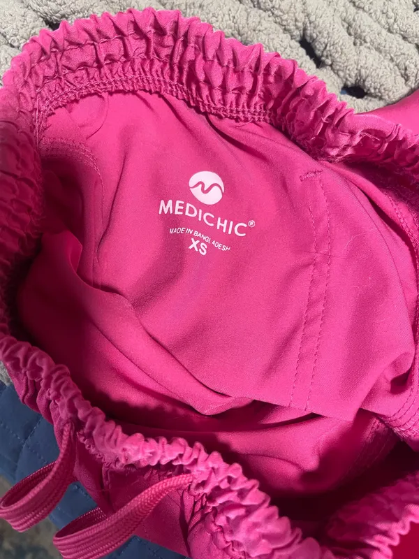 Amazon pink scrub pants - Image 3