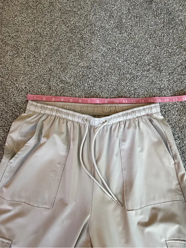 Gilly Hicks Taupe Cargo Wide Leg Drawstring Pants Medium - Image 3