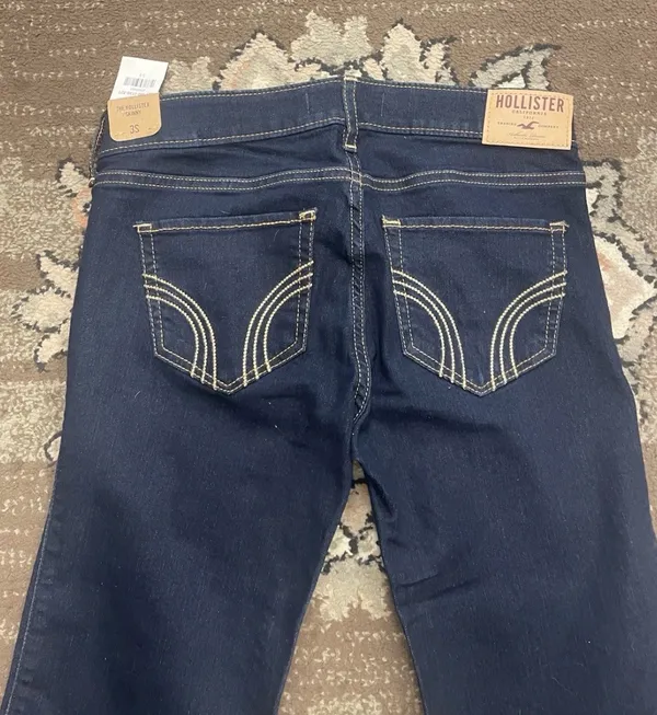 Hollister Women's Socal Stretch Pocket Style Blue Jeans Size 3S W26 L30 - Image 5