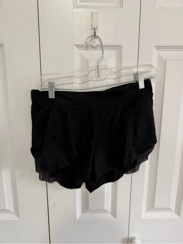Lululemon Home Stretch Short 3" Black Athletic Size 6 - Image 5