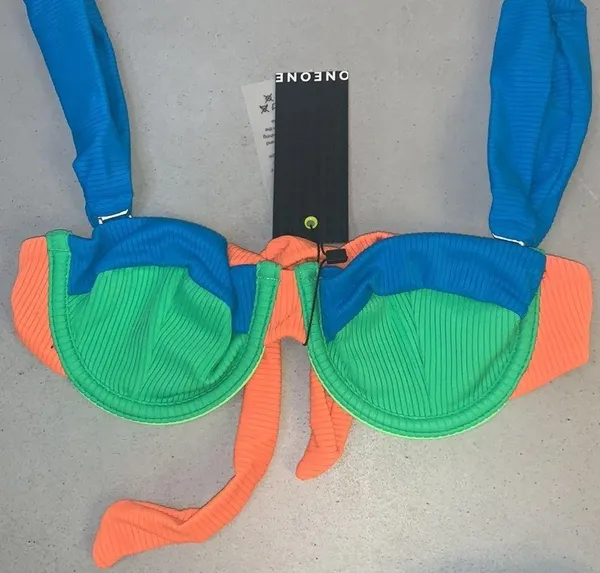 OneOne Swimwear Bikini Set XS - Image 2