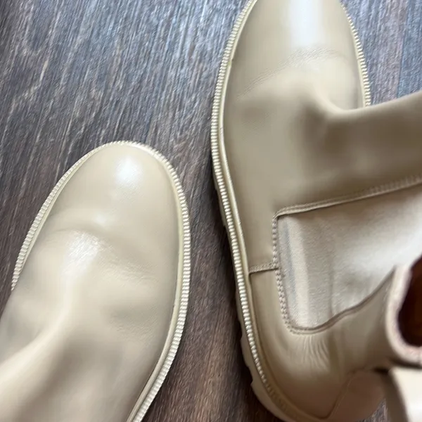 Koio Chelsea Boots Size 7 - Image 12