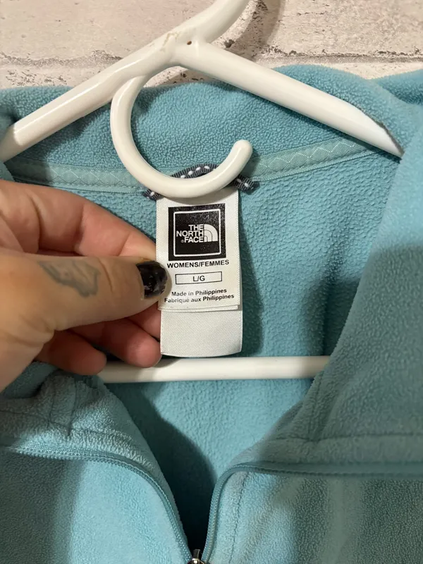 The North Face Turquoise Robins Egg Blue Lightweight Quarter Zip Jacket - Image 3