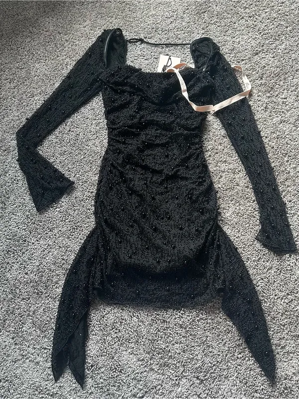 Oh Polly Black Beaded Long-Sleeve Mini Dress - Image 2