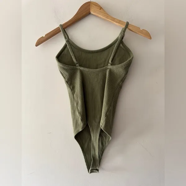 American Eagle High Neck Olive Green Ribbed Bodysuit‎ - Image 3
