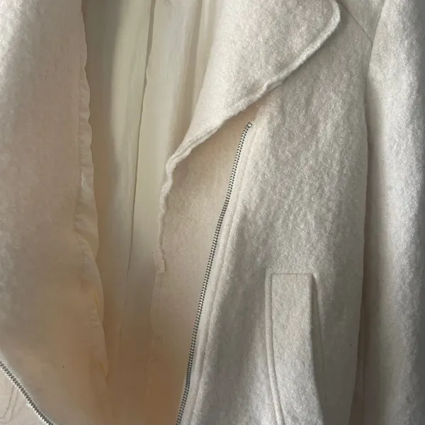 Zara Trafaluc Size Small Cream Tweed Wool Blend‎ Diagonal Zip Jacket - Image 7