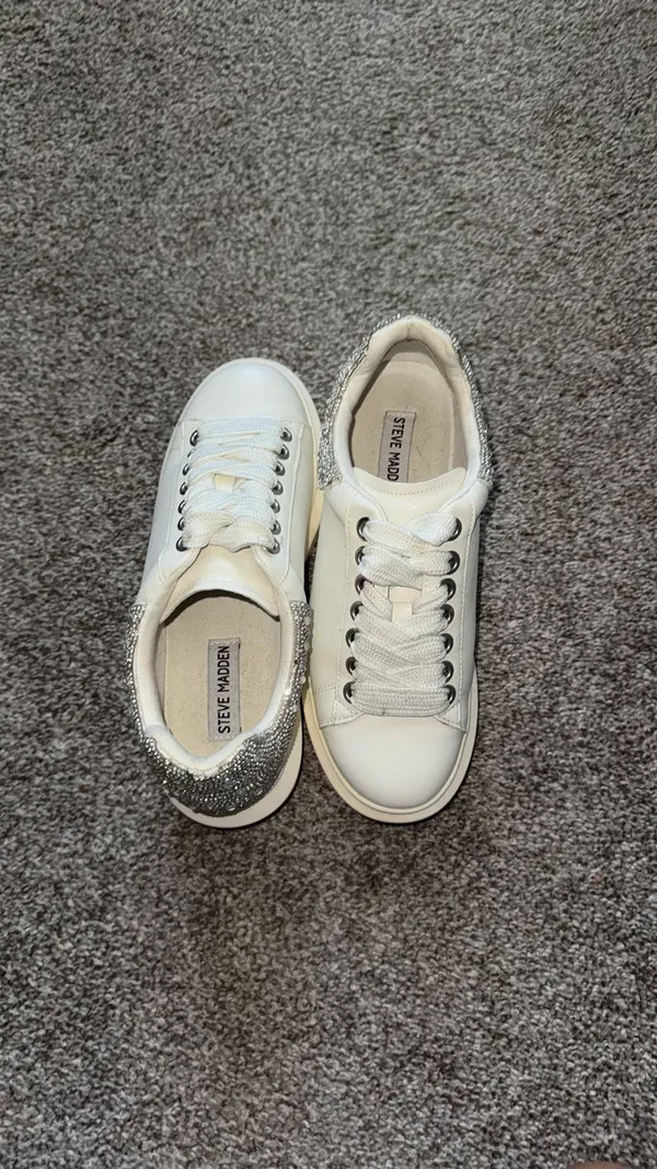 Steve Madden Sneakers - Image 2