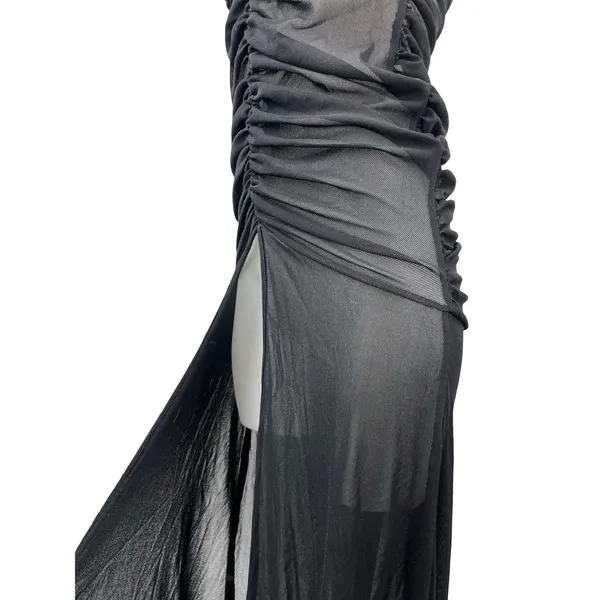 PrettyLittleThing x Naomi Campbell Black Bandeau Ruched Strapless Blouse Top 4 - Image 5