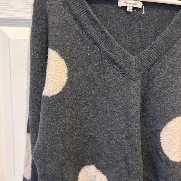 Madewell Womens XL Charcoal Gray Polka Dot Merino Wool Alpaca V-Neck Sweater - Image 2