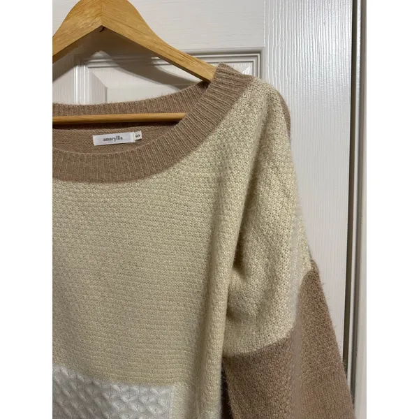 Amaryllis women's patchwork oversized boat neck‎ sweater size Xs/S Brown - Image 3