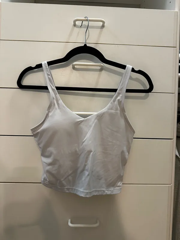 White workout tank Size M - Image 6