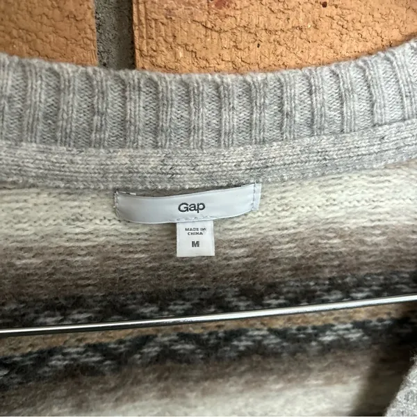 Gap Women's Gray Fair Isles Nordic Lambs Wool Blend Cardigan Sweater Size Medium - Image 4