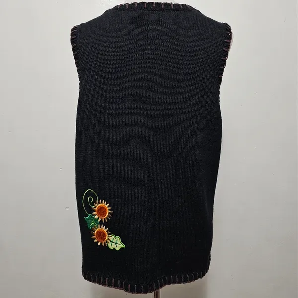 Holiday Editions Y2K Black Embroidered Fall Motif Sweater Vest Size Large - Image 4