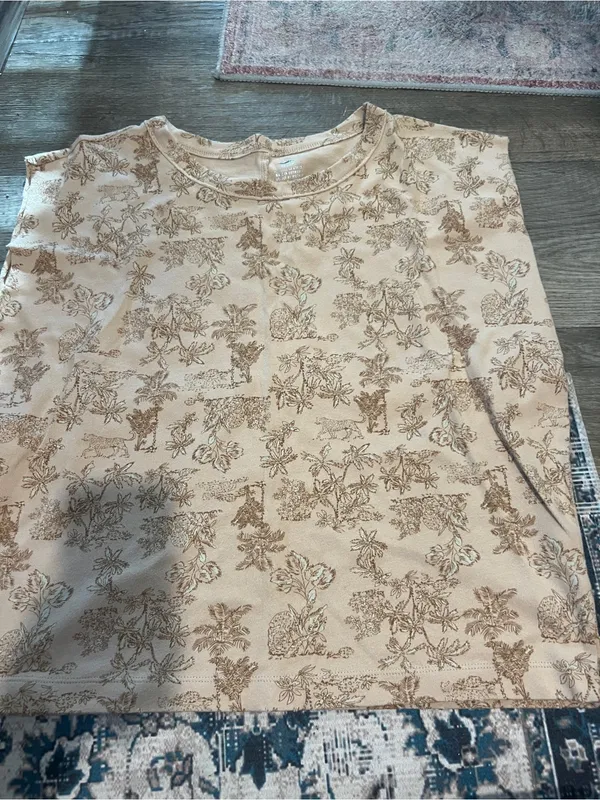 Aerie Women's Beige Floral leopard jungle Print Sleeveless Top - Image 3