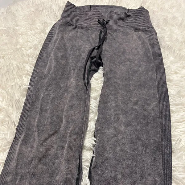 PINK Active Victoria’s Secret grey leggings pants workout yoga woman’s Medium - Image 2