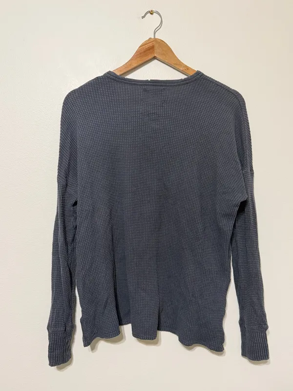 OFFLINE By Aerie Wow! Waffle Henley Long Sleeve Top size small gray - Image 6