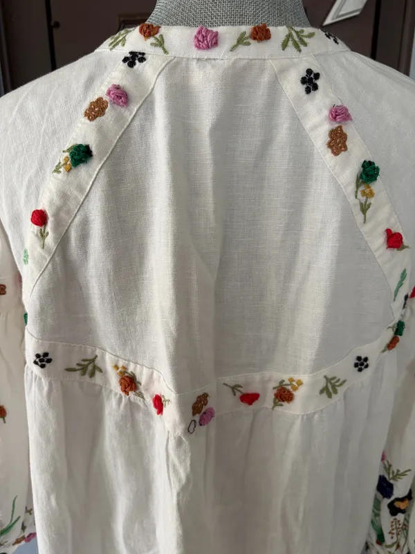 Zara white long floral embroidered tunic (dress) *no sash belt* - Image 10