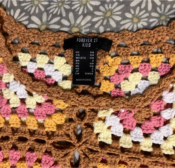 Forever 21 Little Girl’s Brown Crochet Patchwork Top with Pink & Cream - Image 3