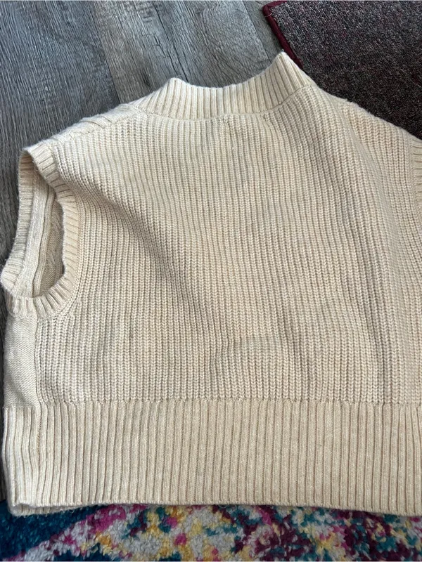 Sincerely Jules xs top Tan - Image 7