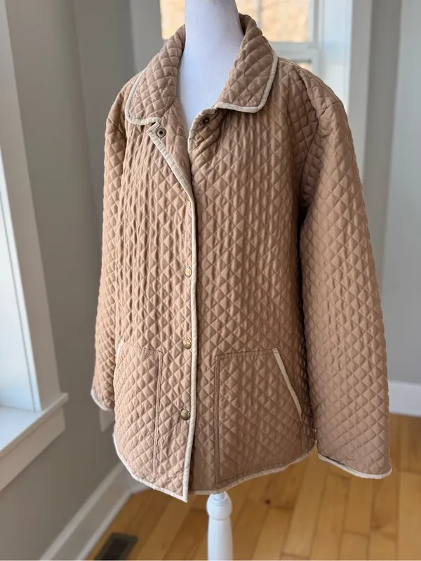 CHAPS Khaki Taupe Ivory Trim Quilted Lightweight Jacket Size Large - Image 2