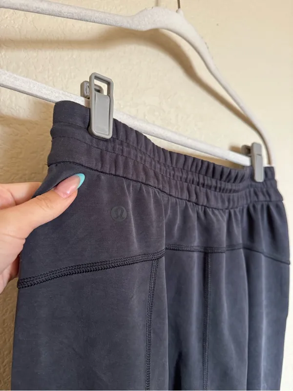 Lululemon Softstreme Straight-Leg High-Rise Pants Sz 8 Charcoal Black - Image 8