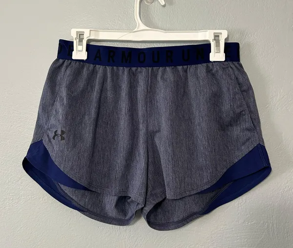 Under Armour Women's Play Up Shorts 3.0 || Size: Medium - Image 2