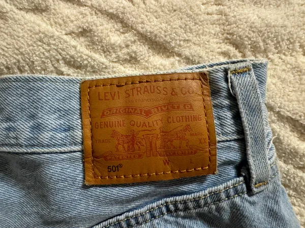 Levi's 501 Shorts - Image 3