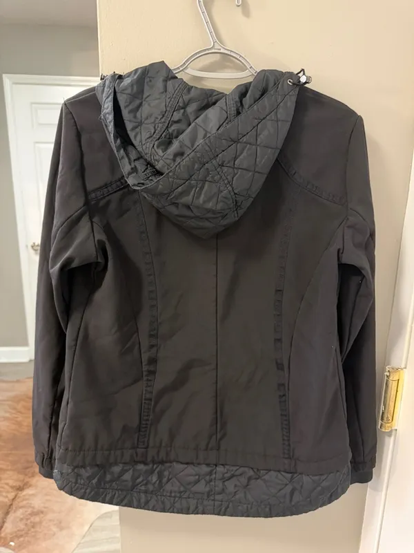 $110 Free country Embur Hybrid Softshell Jacket in black S - Image 7
