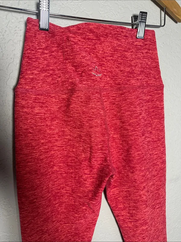 Beyond Yoga Caught in the Midi Leggings Coral Space Dye Marled Butter Soft Small - Image 4