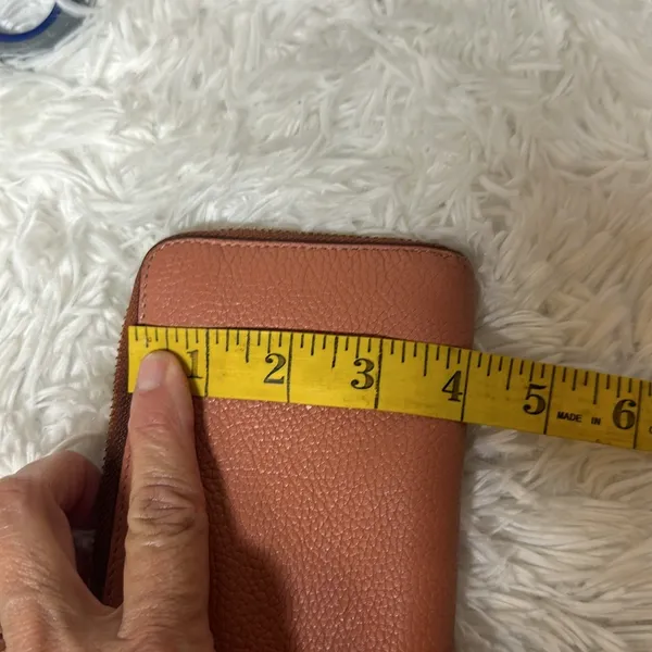 Coach Texture Accordion Zip Around Leather Wallet - Pink vintage - Image 9