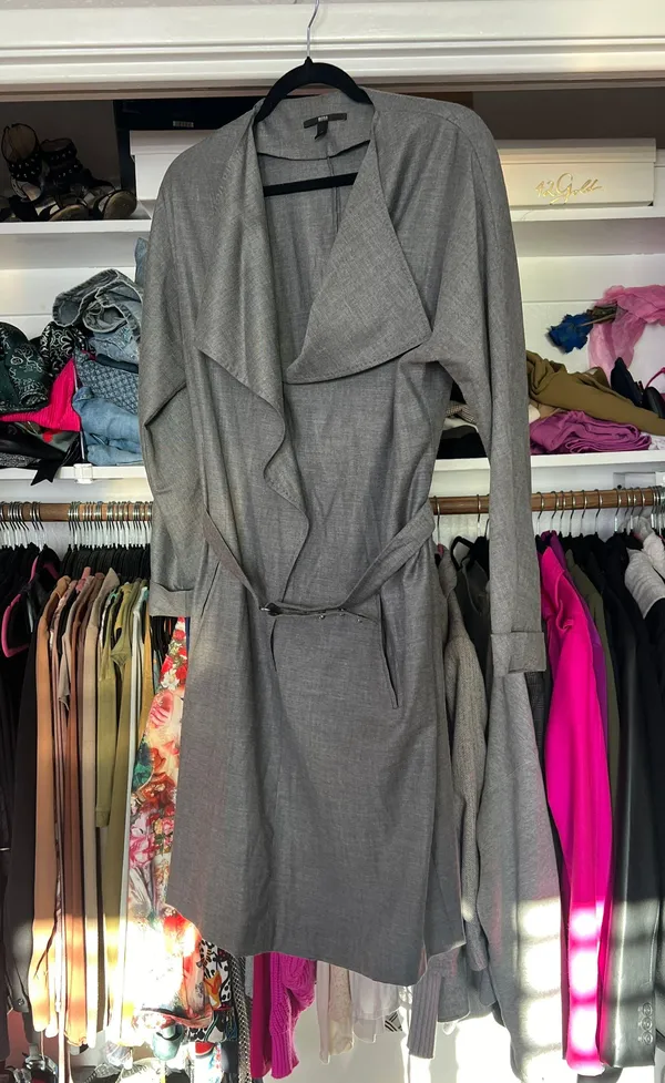 Hugo Boss gray belted waterfall v neck collared trench mid length dress M - Image 20