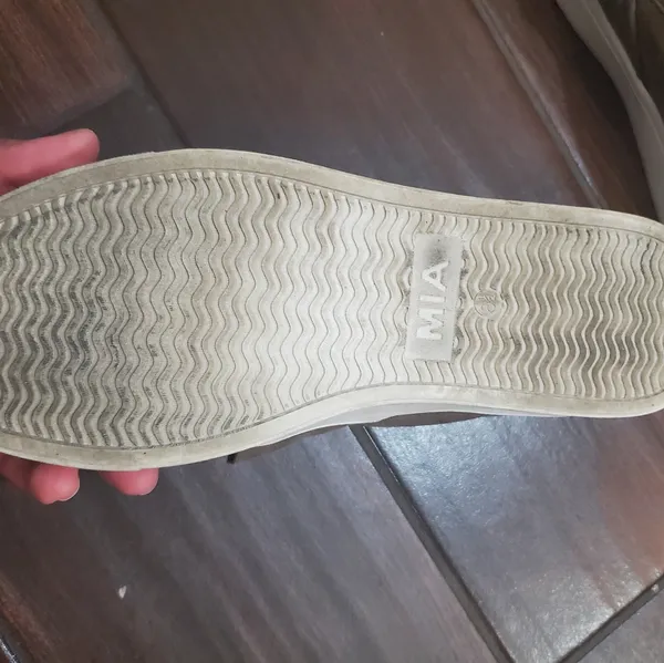 MIA brown slip on shoes size 8.5 - Image 2