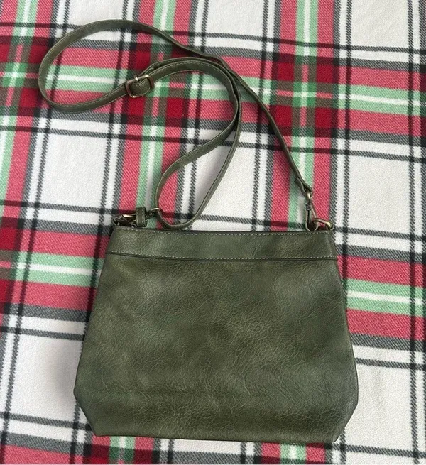 Malibu Skye Olive Green Vegan Leather Crossbody Bag - Image 2