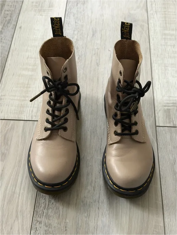 Dr. Martens 1460 Pascal Wanama Leather Grunge Punk Retro Whimsigoth Boots size 6 - Image 9