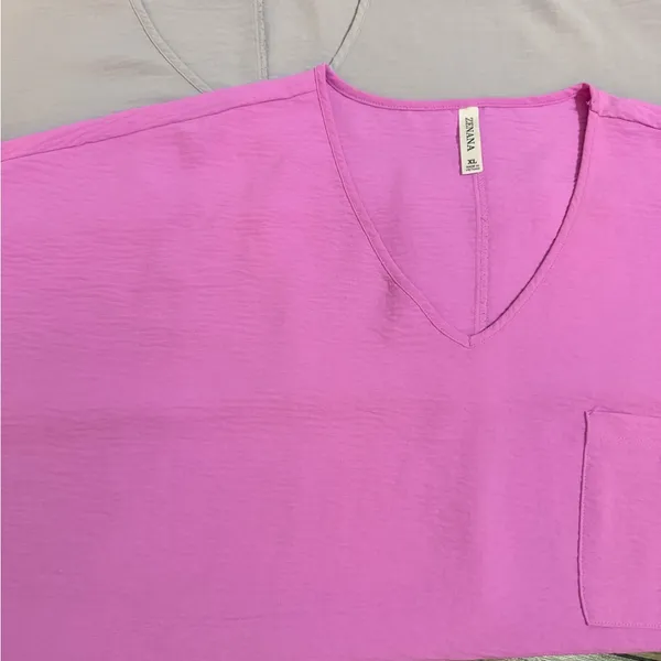 2 -Zenana Outfitters Vibrant Pink/Grey Short Sleeve Tee Women’s XL - Image 3