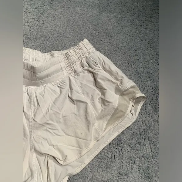 Lululemon athletica Light white/Cream Athletic Hotty hot shorts 6 - Image 4