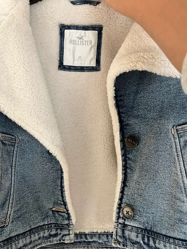 Hollister Jean Sherpa Jacket - Image 2
