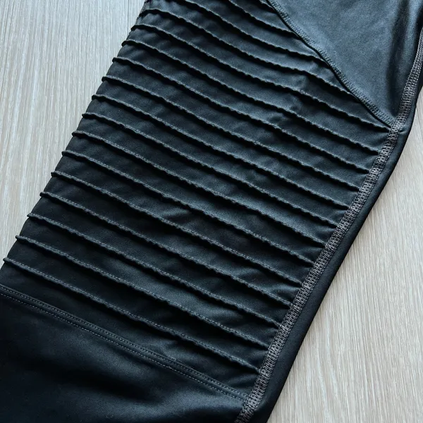 GAP Fit Moto Leggings Womens Medium 7/8 High Rise Black - Image 8