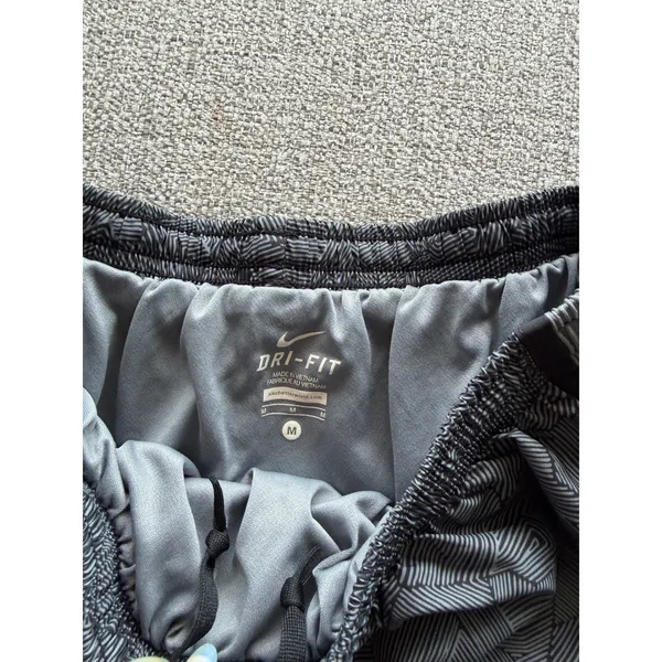 Nike Dri-FIT Tempo Running Shorts Grey Geometric Print Mesh Panels Womens Medium - Image 3