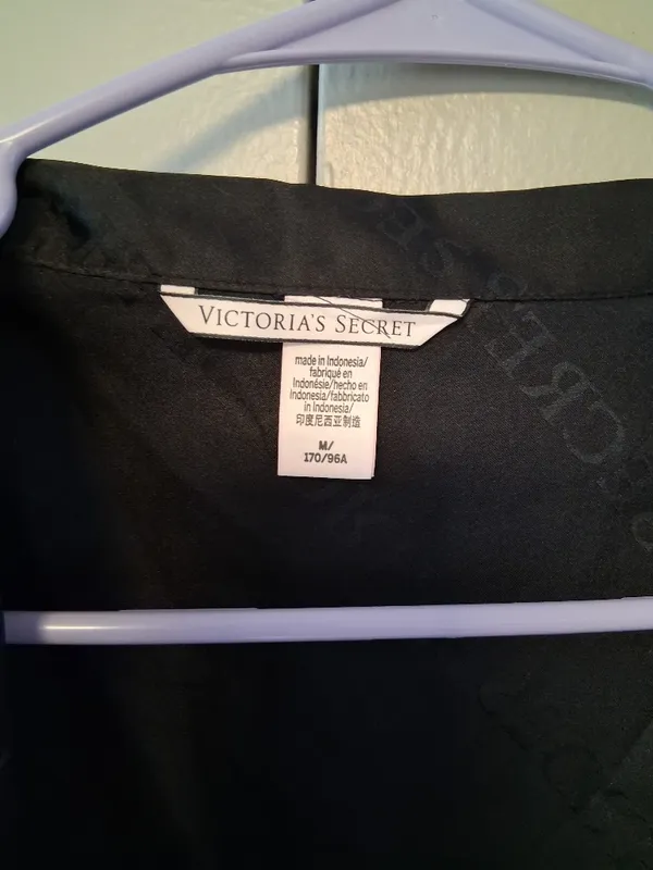 Victoria's Secret collared pj pajama top with pockets in black and white size medium. - Image 6