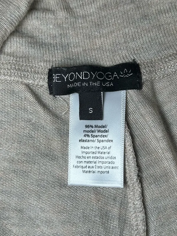Beyond Yoga Lounge Around Cream Knit Midi Jogger Pants Drawstring Women’s Small - Image 8