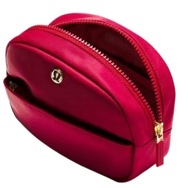 Lululemon City Essentials Pouch Mini 2L Berry Rumble - Image 4