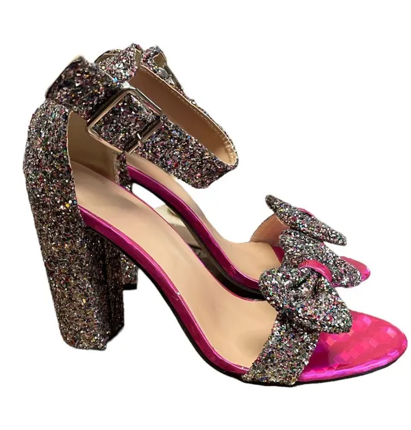 •Chunky Heel Sandals With A Strap, Bow With Fashionable Bright Red Butterfly - Image 3