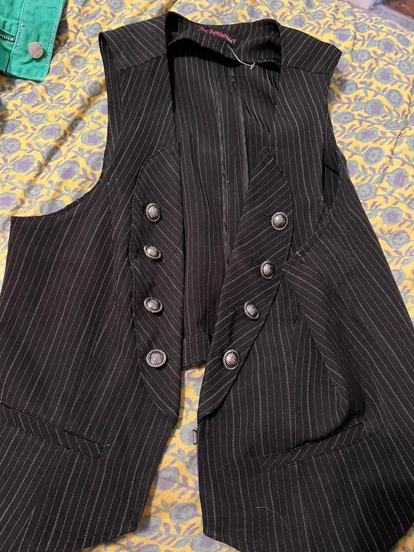 Vest Black Size L - Image 2