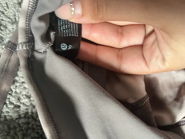 Lululemon Tank Cropped - Image 4