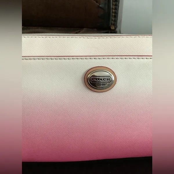 Coach wristlet - nice colors for summer 🌷🌷🌷 - Image 6