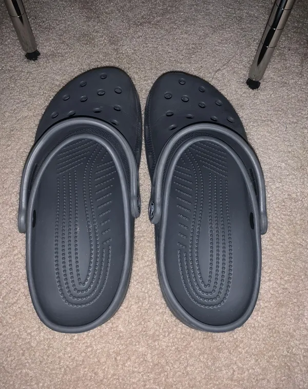 Gray Crocs - Image 3