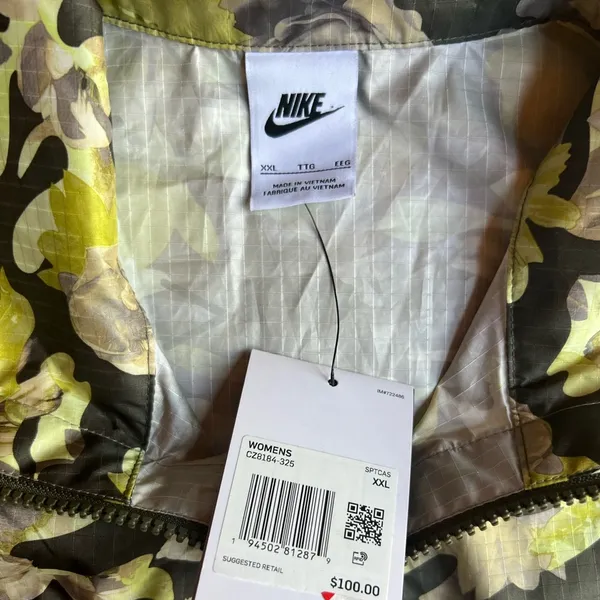 NEW Nike Women's Sportswear Oversized Green And Tan Camouflage Nylon Jacket XXL - Image 7