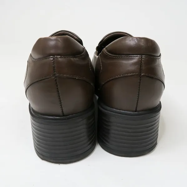 Vintage 90s Earth Harmony Brown Leather Heeled Loafers - Image 4